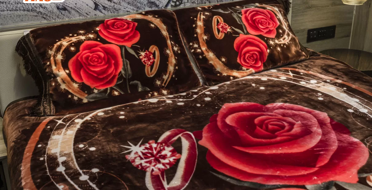 Raschel blanket