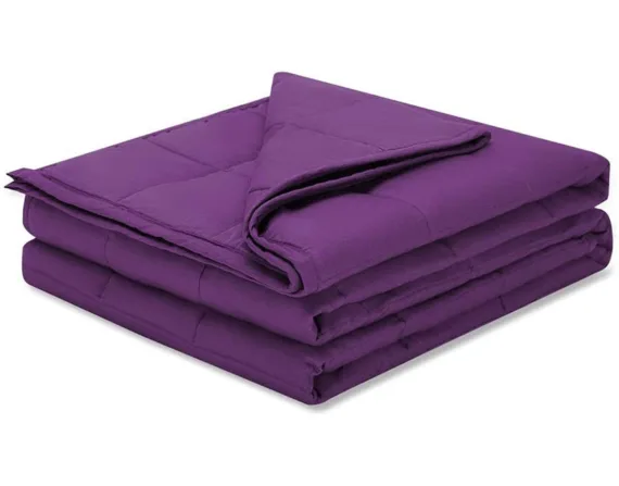 20 vs 25 lb Weighted Blanket