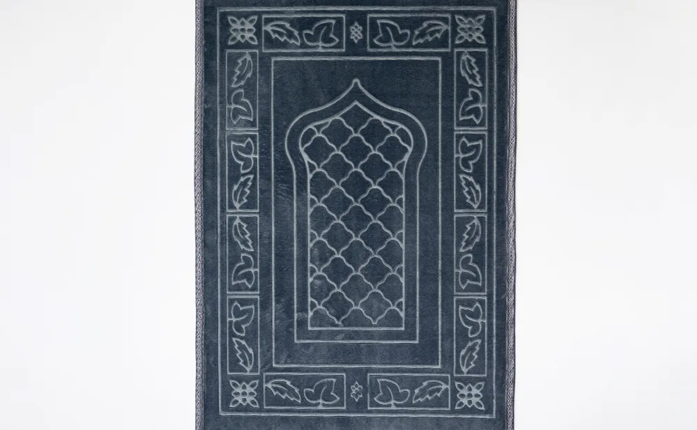 Modern Minimalist Prayer Mat